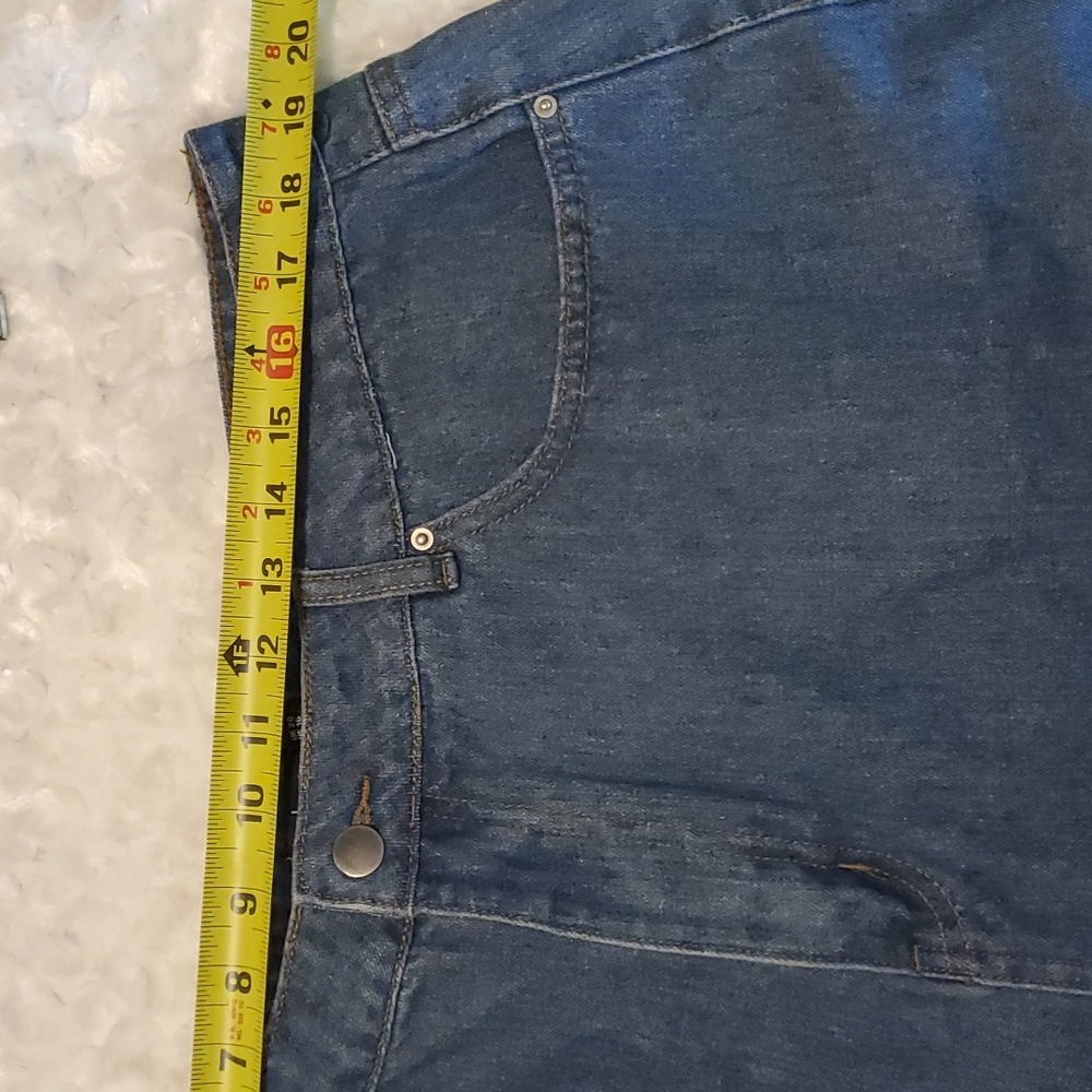 Boo Hoo Boho Womens Scallop Hem Jean Shorts Size 16 - Picture 9 of 13